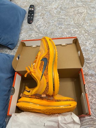 Nike Deportivas Naranja y Negro