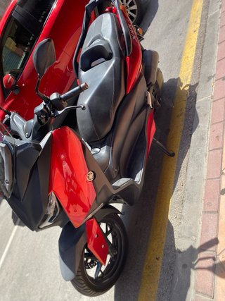 Yamaha Xmax 125