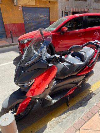 Yamaha Xmax 125