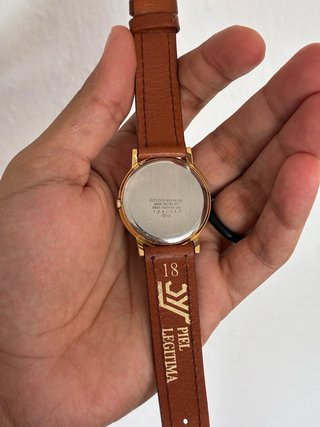 Reloj Citizen Vintage Dorado y Marrón Elegante 80s