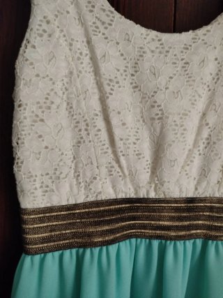 Vestido blanco y turquesa talla S