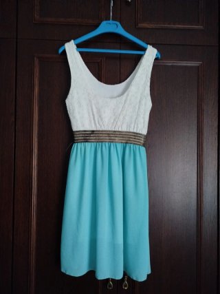 Vestido blanco y turquesa talla S