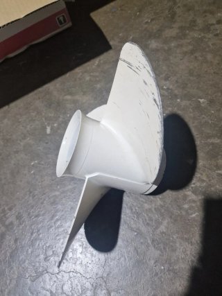 Hélice Yamaha 15 Blanca