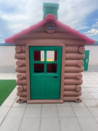 Casita de jardín infantil de plástico CHICCO
