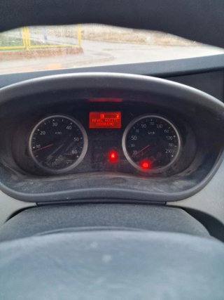 Nissan Primastar 2010