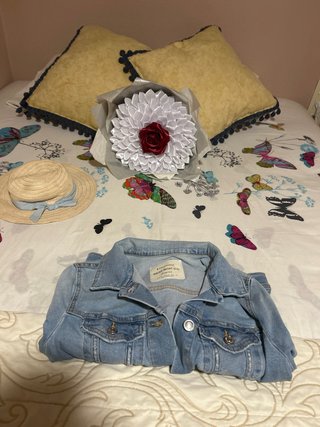 Cazadora vaquera unisex como nueva