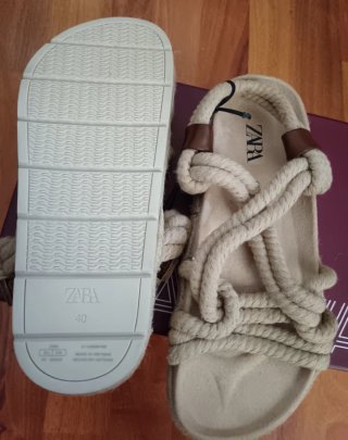 Sandalias Zara Beige Talla 40!!!