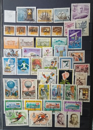 Piccola collezione francobolli Ungheresi