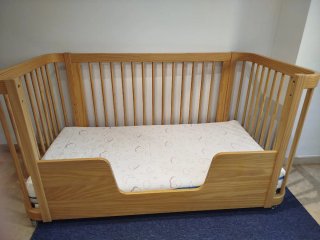 Cuna de madera convertible ir