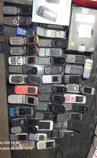 Gran Lote Móviles Vintage (Nokia, Motorola, Samsun