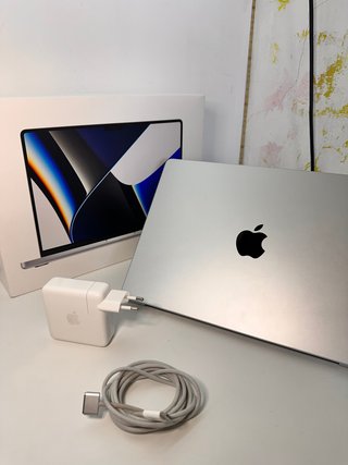 MacBook Pro M1 Pro como nuevo+funda protectora
