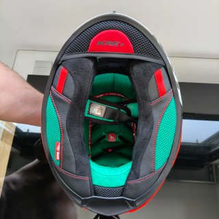 Casco Moto MT KRE+ de Carbono