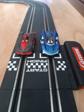 Pista Coches Carrera con Looping y 2 Coches