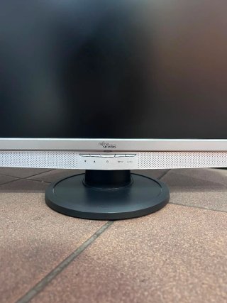 Monitor Fujitsu LCD 22