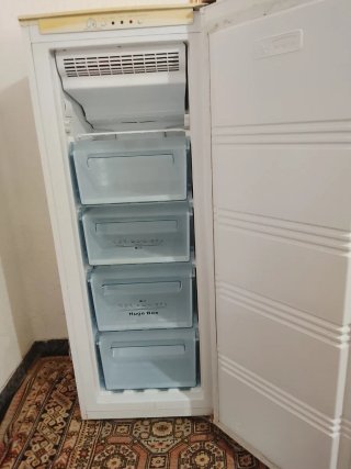Congelatore verticale Hisense bianco