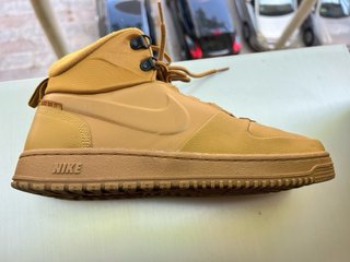 Nike Path Winter Zapatillas Hombre Marrón/Amarillo