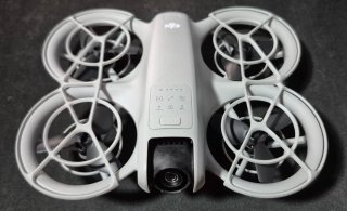 DJI Neo (No RC + 3 Baterías con Cargador)
