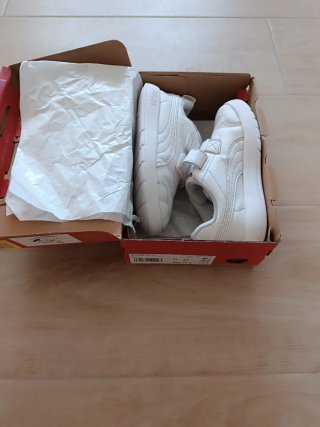 Zapatillas Puma Blancas Talla 29