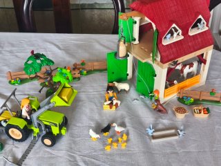 Granja + Tractor  Playmobil con figuras y animales