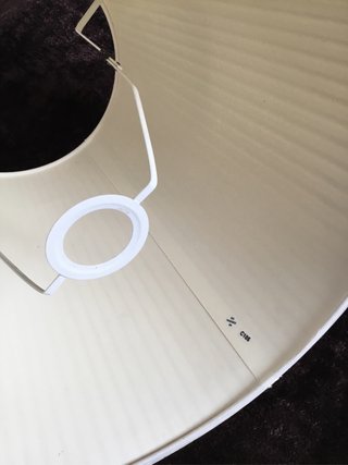Pantalla cónica de lámpara plisada beige