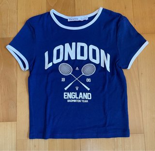 Lote de 3 camisetas cropped. Talla S. Bershka