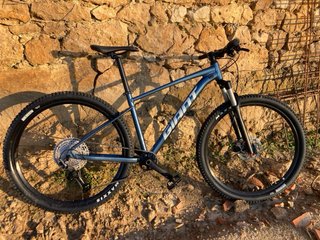 Bicicleta Giant Talon 1-29