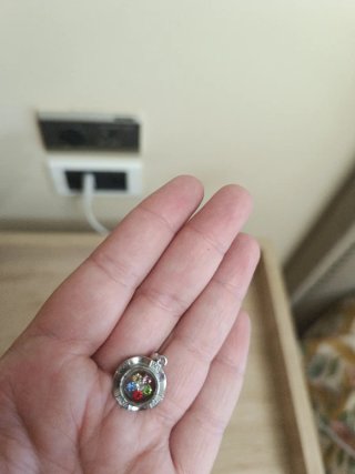Colgante con circonitas de colores