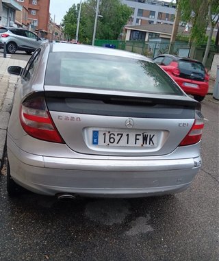 Mercedes-Benz Clase C220Cdi coupe