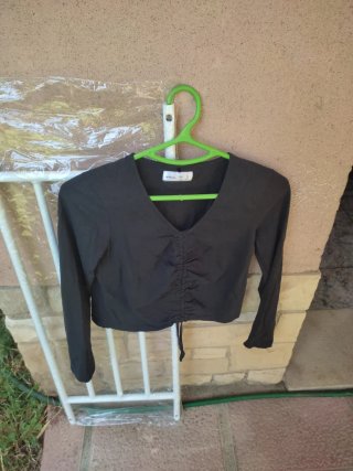 Camiseta Lefties Negra Manga Larga Fruncida