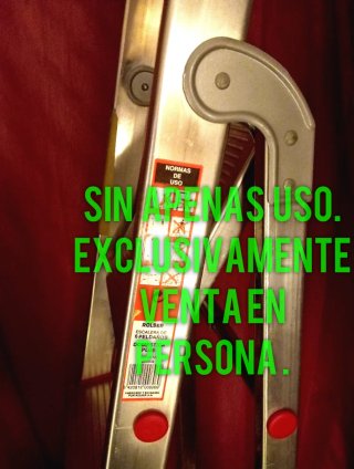 Escalera Rolser 6  peldaños  .
