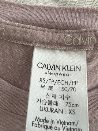 Blusa Calvin Klein manga larga