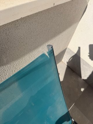 Lote tumbonas piscina con defectos