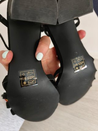 Sandalias Marypaz Negras Tiras Talla 41 nuevas