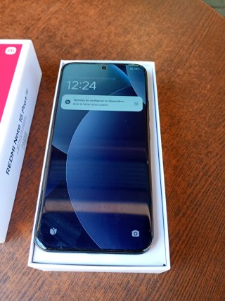 Xiaomi Redmi Note 15 Pro+ 5G con piccolo difetto