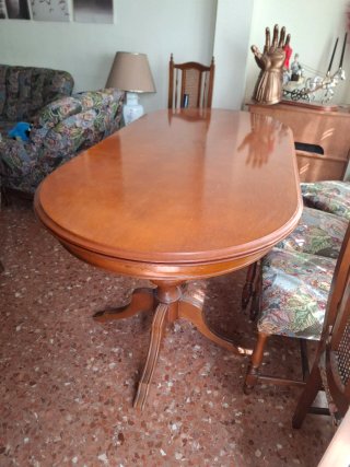 Mesa y 6 Sillas Comedor