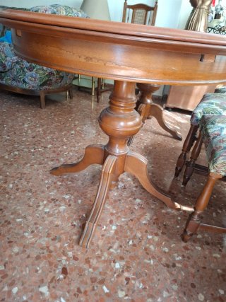 Mesa y 6 Sillas Comedor
