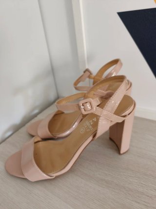 Sandalias Marypaz Nude Talla 41 nuevas
