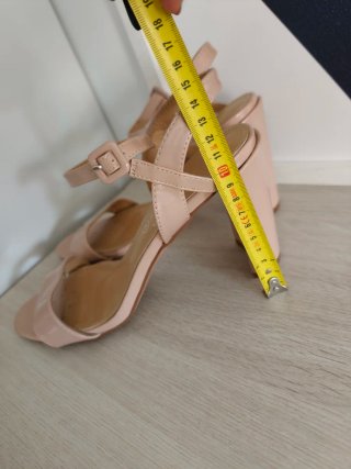 Sandalias Marypaz Nude Talla 41 nuevas