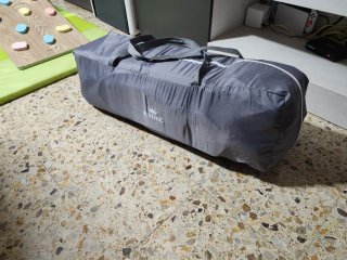 Cuna de viaje con mosquitera y cambiador