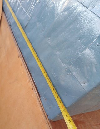 Baúl antiguo chapa y madera