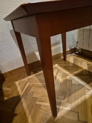 Mesa auxiliar madera y cristal