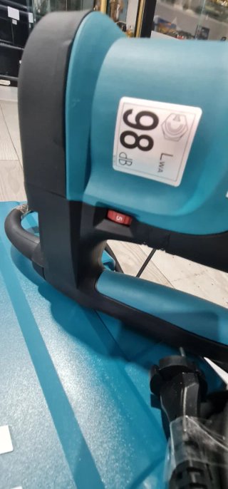 Martillo Makita con maletín marka maketa hm08870c