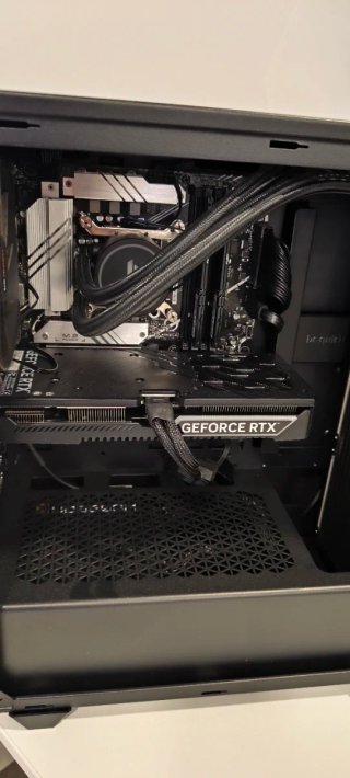 PC da tavolo IA/Gaming - i7-14700KF + RTX 4070 S