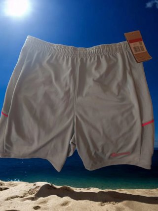 Pantalón corto Nike deportivo
