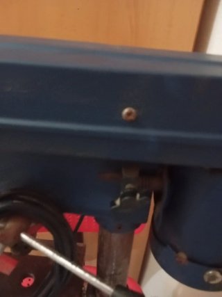 Taladro de columna de mesa