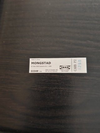 Espejo Ikea Mongstad, color wengue.