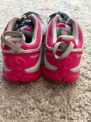 Zapatillas Trekking Niña T. 35