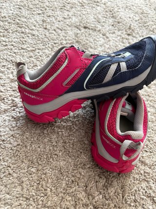 Zapatillas Trekking Niña T. 35