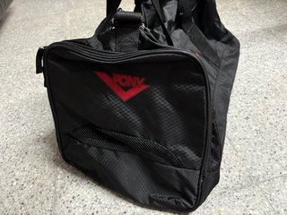 Bolsa Deporte Pony Negra Roja Grande
