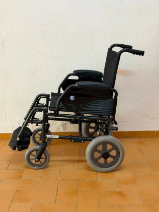 SILLA DE RUEDAS Vermeiren "A ESTRENAR"